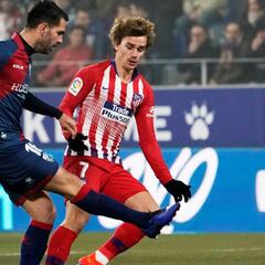 Pablo Insua regresará al Huesca cedido por el Schalke 04