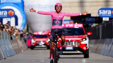 El ciclista colombiano se llev&oacute; el Giro de Italia en la edici&oacute;n 2021.