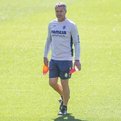 Llaneza admite que el Villarreal negociará en breve con Escribá