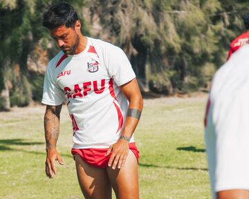 Es uno de los jugadores de mayor renombre que llega a la B. Fue '10' de Independiente y ganó la Sudamericana 2010. Viene de Sol de América de Paraguay.