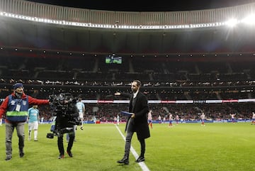 El ex jugador ha recibido en el Wanda Metropolitano un emotivo y merecido homenaje del Atleti, al que se ha sumado el Osasuna, equipo en el que también jugó.  