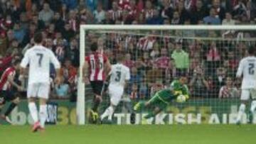 23/09/15 PARTIDO PRIMERA DIVISION
ATHLETIC DE BILBAO - REAL MADRID
PARADA KEYLOR NAVAS