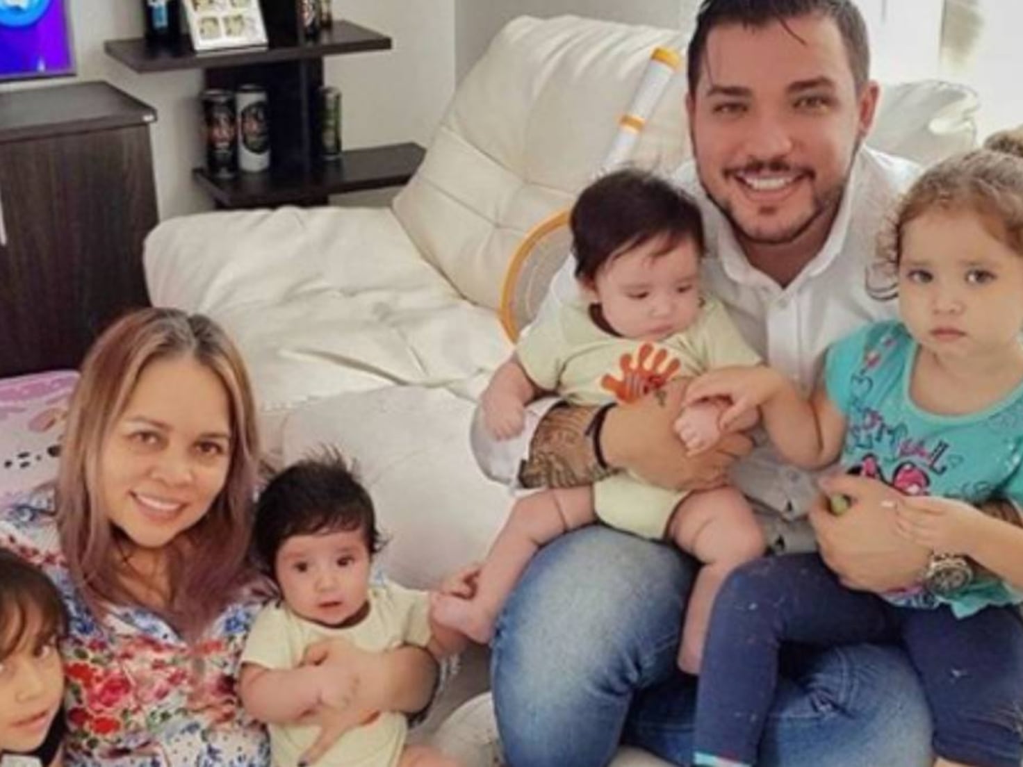 Hijo de Jessi Uribe demuestra su talento musical - Tikitakas