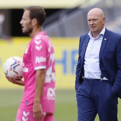 Pepe Mel: “No hay que poner excusas, tampoco con los árbitros”