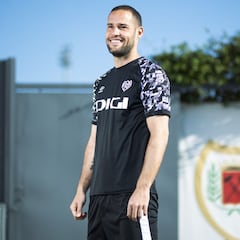 Mario: "Iraola tiene algo preparado"