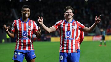 Soccer Football - Champions League - Atletico Madrid v Bayer Leverkusen - Metropolitano, Madrid, Spain - January 21, 2025 Atletico Madrid's Julian Alvarez celebrates scoring their second goal with Reinildo Mandava REUTERS/Isabel Infantes