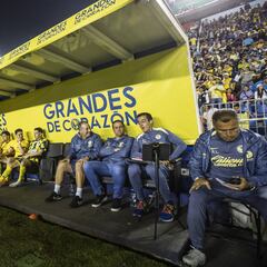 El preparador físico del América es suspendido por señas obscenas en la Campeones Cup
