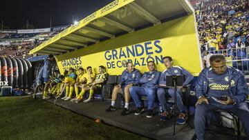 Andre Soares Jardine head coach of America during the 5th round match between America and Puebla as part of the Liga BBVA MX, Torneo Apertura 2024 at Ciudad de Los Deportes Stadium on August 24, 2024 in Mexico City, Mexico.