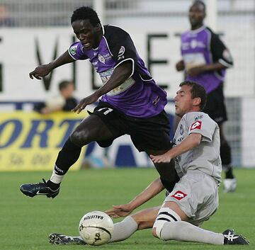 Es uno de los colombianos más exitosos en Francia. Millonarios lo prestó en 2004 a Istres y tras su buen rendimiento en ese año, con 33 partidos y dos goles Montpellier lo fichó para jugar en segunda división. Luego en 2010 fue vendido a Rennes por 6.5 millones de euros.