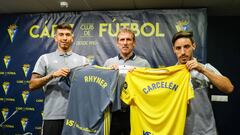 23/07/2019 CADIZ CF PRESENTACION DE LOS JUGADORES JEAN PIERRE RHYNER E IZA CARCELEN CON EL DIRECTOR DEPORTIVO OSCAR ARIAS