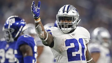 LWS126. Arlington (United States), 16/09/2018.- Dallas Cowboys player Ezekiel Elliott celebrates a first down against the New York Giants in the second half of their game at AT&T Stadium in Arlington, Texas, USA, 16 September 2018. (Estados Unidos, Nueva York) EFE/EPA/LARRY W. SMITH