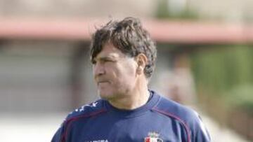 Camacho: "A la plantilla le falta mentalidad para más"