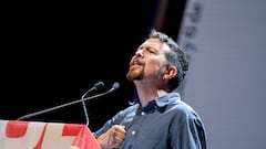 El exlíder de Podemos, Pablo Iglesias, en el acto de la 'Uni de otoño' en el Teatro Coliseum, a 6 de noviembre de 2022, en Madrid (España). Podemos finaliza la celebración de su 'Uni de Otoño', uno de los principales foros ideológicos de la formación, en el que, a parte de desplegar foros de debate de militancia, aprovecha para presentar los candidatos para las elecciones autonómicas y municipales del año que viene, elegidos mediante primarias internas. La 'Uni de otoño' reúne a los principales dirigentes de la organización e invita a miembros de otras formaciones y sociedad civil. La reivindicación de su identidad y el papel de Podemos dentro de la izquierda conservadora será una de las constantes en el evento.
06 NOVIEMBRE 2022;UNI OTOÑO;PODEMOS;ACTO POLÍTICO;POLITICA ESPAÑOLA
A. Pérez Meca / Europa Press
06/11/2022