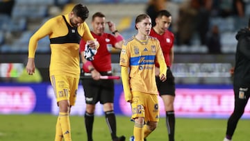 El polémico gesto de Gignac con Marcelo Flores al salir de cambio