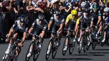 El equipo Dimension Data, el m&aacute;s beneficiado por la decisi&oacute;n de la UCI de mantener 18 equipos en el UCI World Tour, durante la pasada edici&oacute;n de la Vuelta a Gran Breta&ntilde;a.