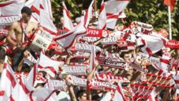 Los seguidores del Rayo están con el equipo de Paco.