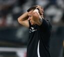 Colo Colo goleó, pero Almirón se fue molesto con el arbitraje: “Es el segundo error que comete contra nosotros”