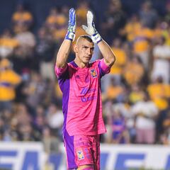 Nahuel Guzmán y la plantilla de Tigres apoyan “totalmente” a ‘Chima’ Ruiz