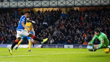 Alfredo Morelos anota gol en victoria de Rangers sobre Kilmarnock.