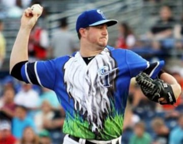 El equipo de béisbol Norfolk Tides. Versión gnomo.