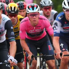 Evenepoel avisa a Roglic: “Creo que está nervioso”