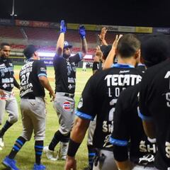 Yaquis saca la escoba y barre a los Venados en extra innings