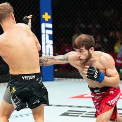 Aleks Topuria brilla en su debut y doma al pupilo de Volkanovski