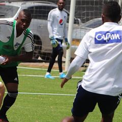 Millonarios suspende sus prácticas y entra en aislamiento