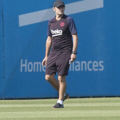 Valverde se queda solo