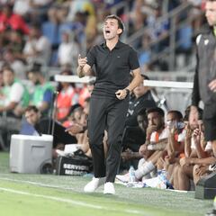 Garitano: “La afición no nos viene a ver, juega con nosotros”