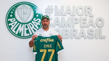Fue figura en Colo Colo y la U y ahora lidera a Palmeiras en Chile: “Queremos formar jugadores y personas...”
