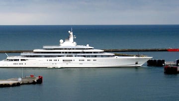 El superyate de 162,5 metros que lleva 3 años atracado devorando diésel para mantener fresco a su dueño multimillonario