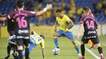 Pedri es una estrella: golazo y primera victoria de Las Palmas