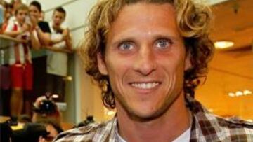 BOTA DE ORO. El delantero rojiblanco y elegido 'Balón de oro' del Mundial de Sudáfrica no jugará en Portugal ante la selección de Angola, lo que le permitirá centrarse en la pretemporada atlética.