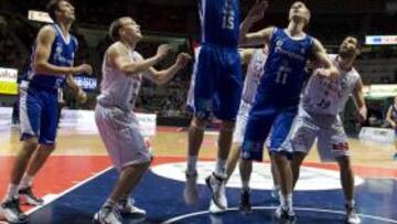 <b>FICTICIO. </b>Doellman rebotea, pero el dominio ahí fue vitoriano.