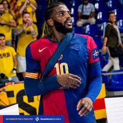 El Barça sufre para ganar con Mem lesionado