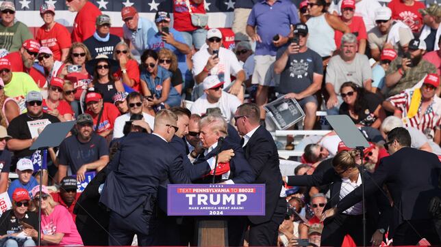  Impresiona la foto donde se ve la bala que roza a Trump en el mitin en Pensylvania