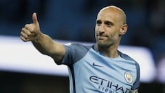 Todo bien: Pablo Zabaleta se queda en Inglaterra