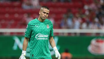 Afición de Chivas pide la salida del Wacho Jiménez luego de derrota contra América