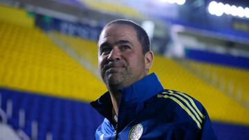 Soccer Football - Liga MX - America v Pachuca - Estadio Azulcrema, Mexico City, Mexico - August 30, 2025 America coach Andre Jardine before the match REUTERS/Eloisa Sanchez