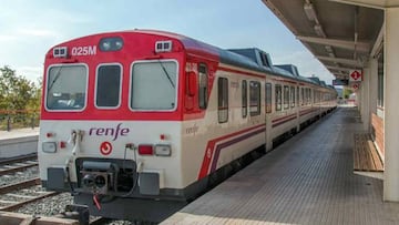 Tren de la línea C-3 que llega a Buñol en Valencia Sant Isidre /Creative Commons/Mike1979 Russia