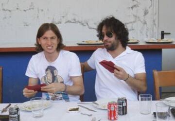 Los jugadores Atléticos disfrutaron de una barbacoa argentina después del entrenamiento antes de afrontar la recta final de la temporada.