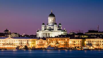 Finlandia es el país más feliz del mundo.