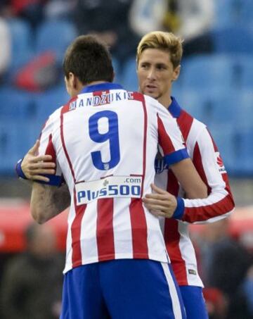 Fernando Torres y Mario Mandzukic 