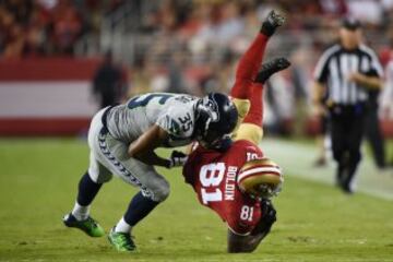 En el equipo local, partido complicado para su cuadro de receptores. El máximo fue el tight end Vernon Davis, que recibió 4 pases para un total de 61 yardas (la mayoría con el partido ya decidido). Anquan Boldin se quedó en 3 recepciones para 39 yardas.