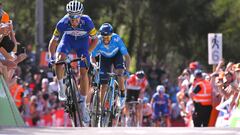 Julian Alaphilippe supera a Alejandro Valverde para ganar la Flecha Valona 2018.