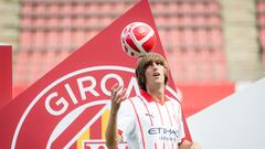 Bryan Gil: “El Girona apuesta por mí y me da estabilidad”