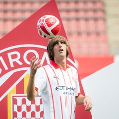 Bryan Gil: “El Girona apuesta por mí y me da estabilidad”