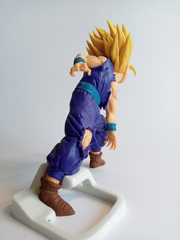 Figuras de Gohan vs C¨¦lula de 'Dragon Ball Z' por Banpresto
