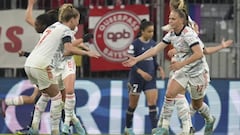 Bayern&#039;s Klara Buhl, right, celebrates after scoring against PSG during the women&#039;s quarterfinal Champions League first leg soccer match between Bayern Munich and Paris Saint-Germain in Munich, Germany, Tuesday, March 22, 2022. (AP Photo/Matthia